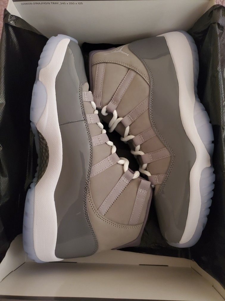 Retro Jordan Cool Grey 11 Size 10.5