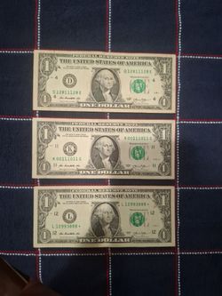 3 $1   one w star 🌟, 2 fancy serial number.