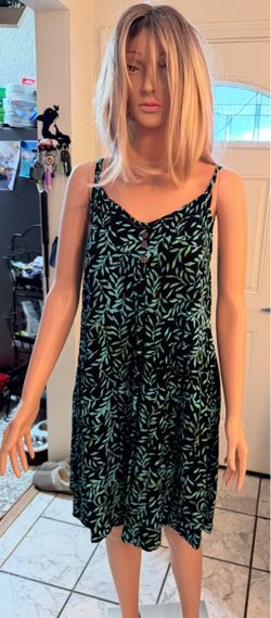 New Maui Creation cute summer dress with buttons in the front