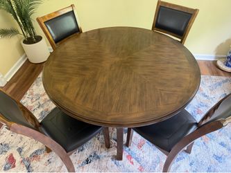 Four chair wooden dinning table