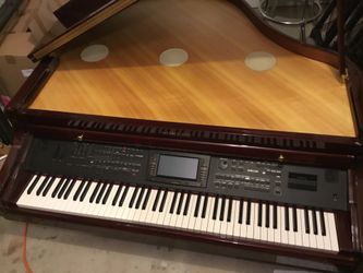 Digital Grand Piano in Cherry Finish. Full Size. Sold AS-IS (untested) Make an Offer