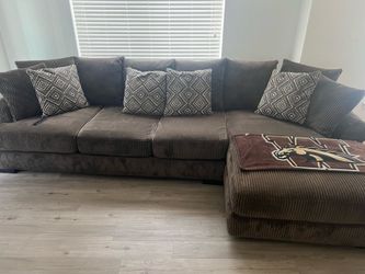 Brown 2pc Sectional