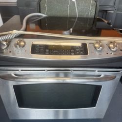Stove/ Oven