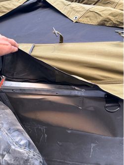 Roof top tent