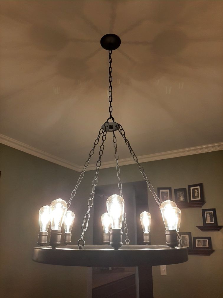 Edison bulb light fixture