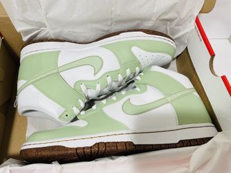 LAST MINUTE CHRISTMAS GIFT!! Nike dunk hi retro se honeydew
