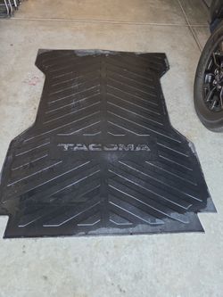 Tacoma rubber bed mat