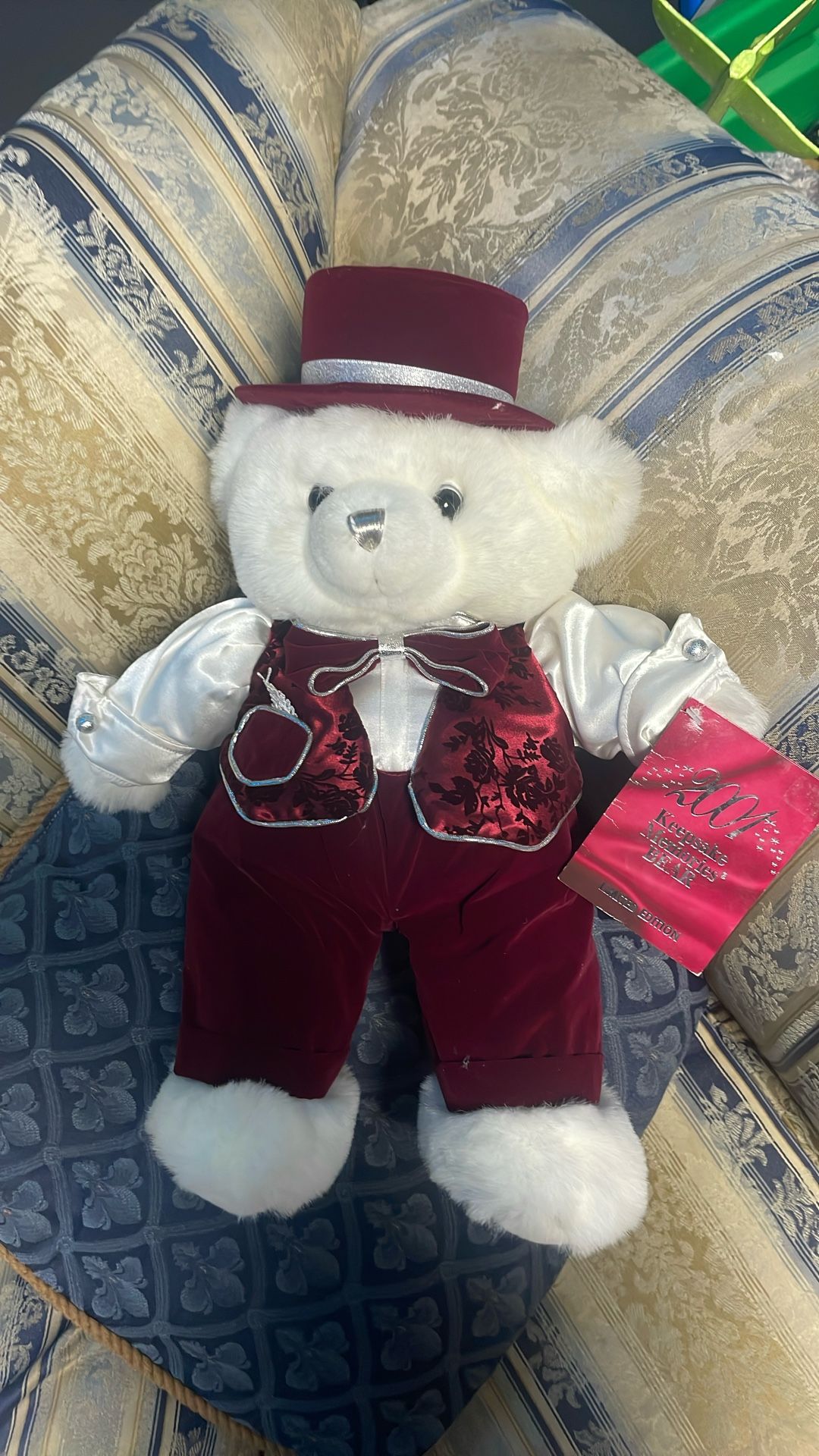 2001 Keepsake Memories Bear