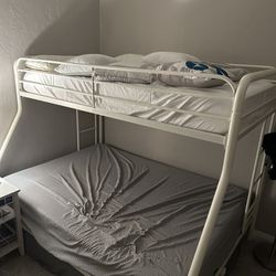 Bunk bed With Two Mattresses 