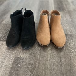 2 Pairs Of Boots Black And Brown Size 5Y