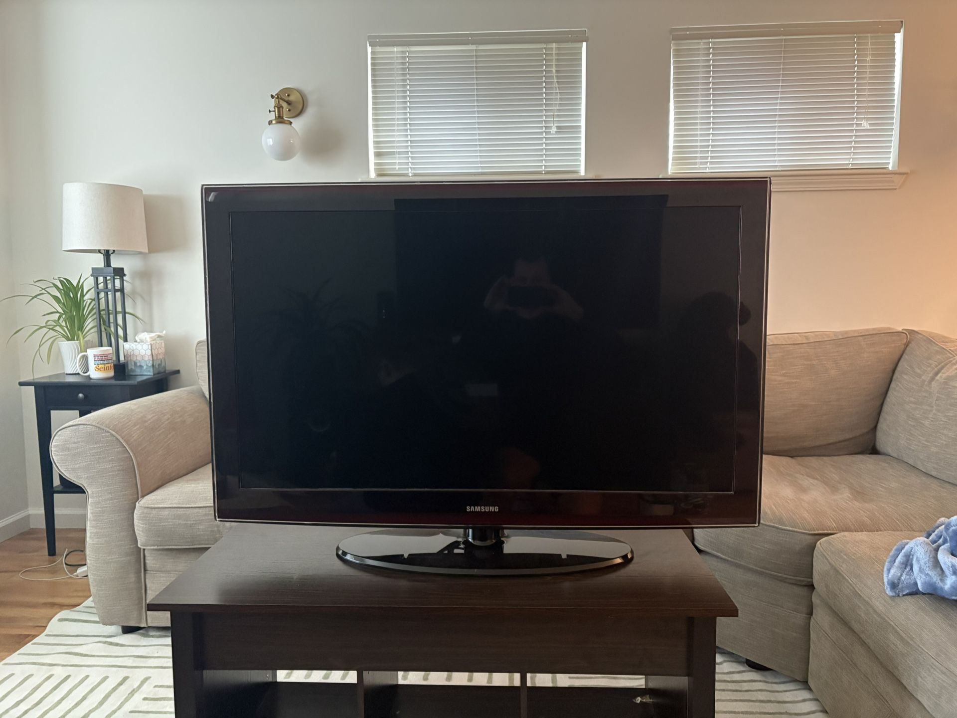 Samsung 46” TV
