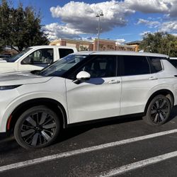 2025 Mitsubishi Outlander 
