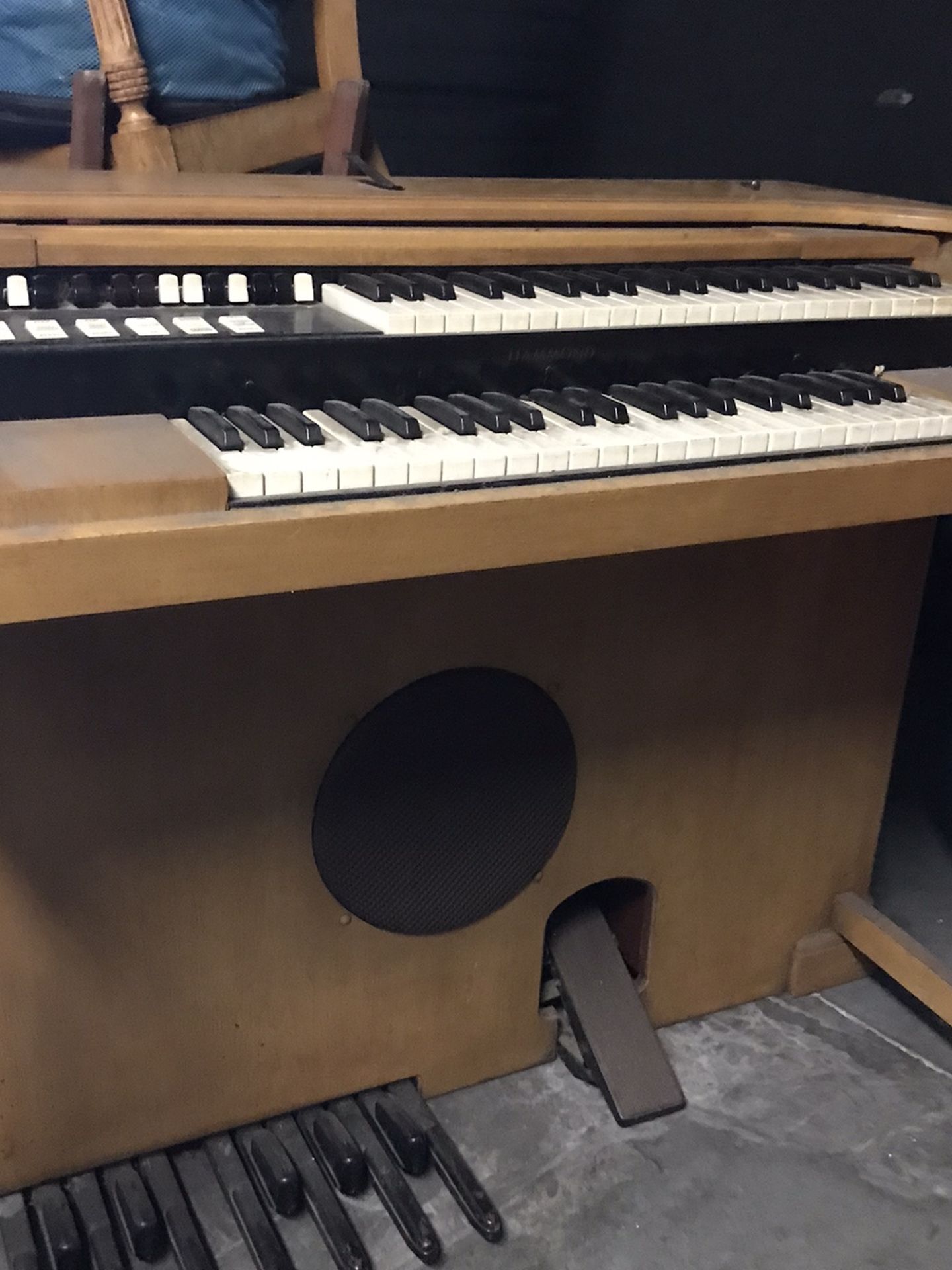 Hammond Organ Model m