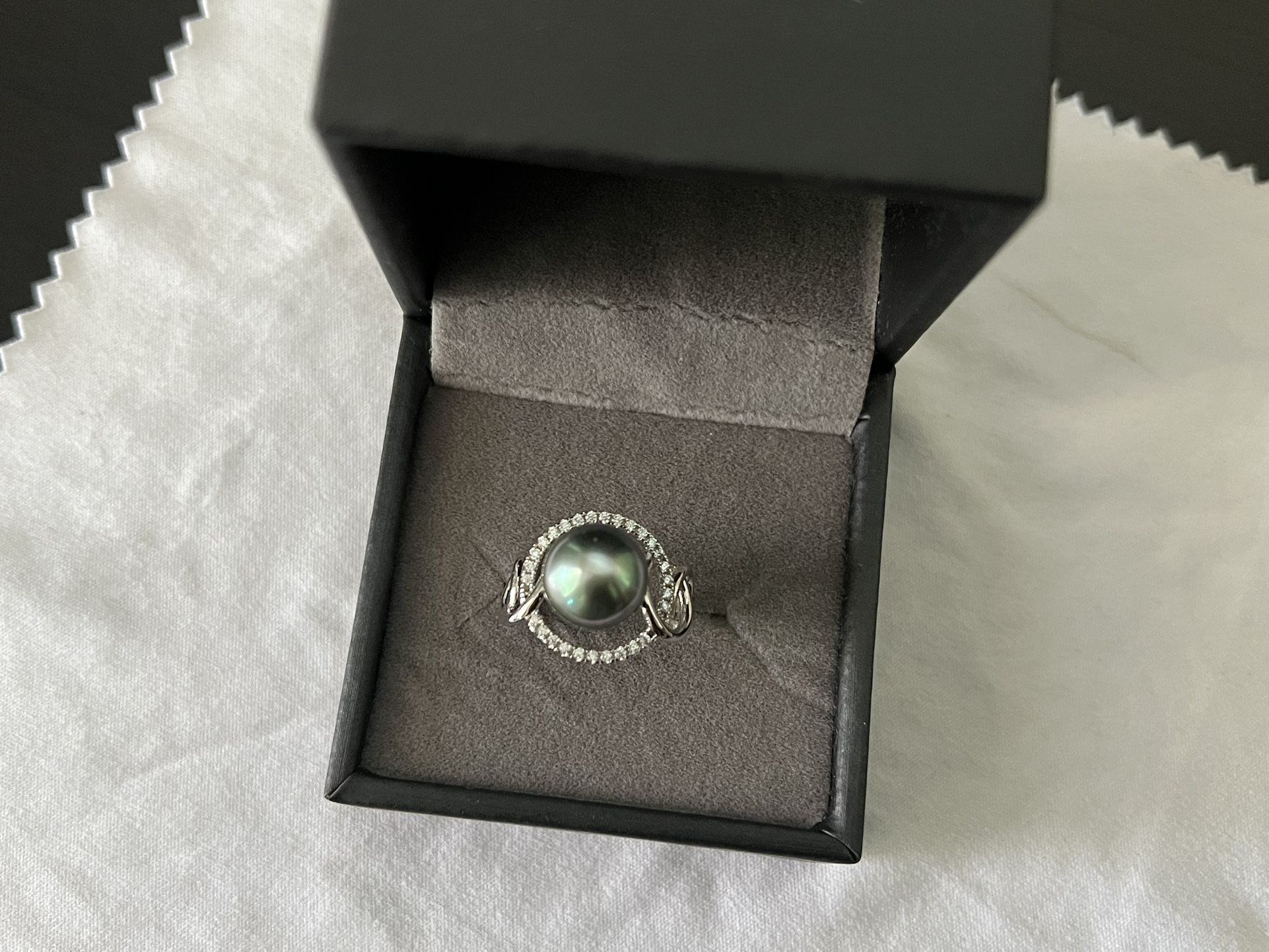 Tahitian Pearl Ring In Sterling Silver 