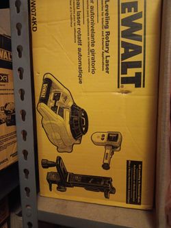DEWALT Self-Leveling Rotary Laser Kit