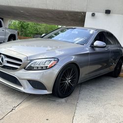 2019 Mercedes-Benz C 300