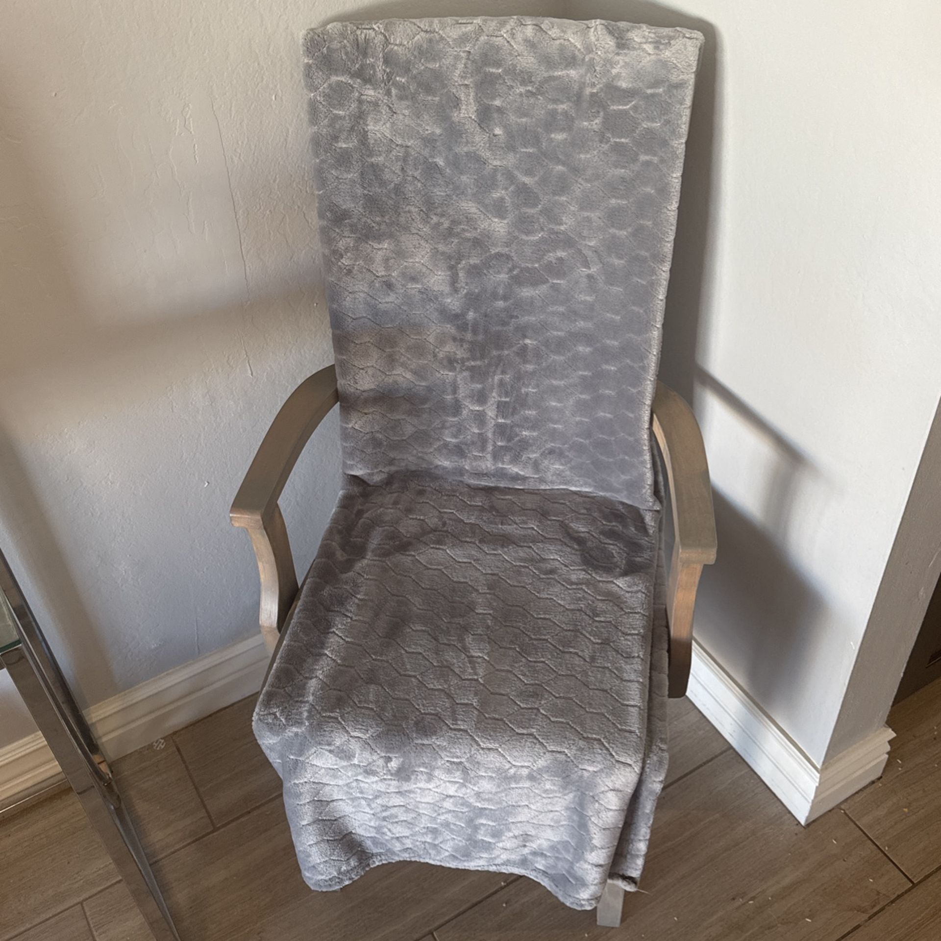 Decor Chair 