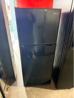Magic chef refrigerator 24 "width 60"height  black