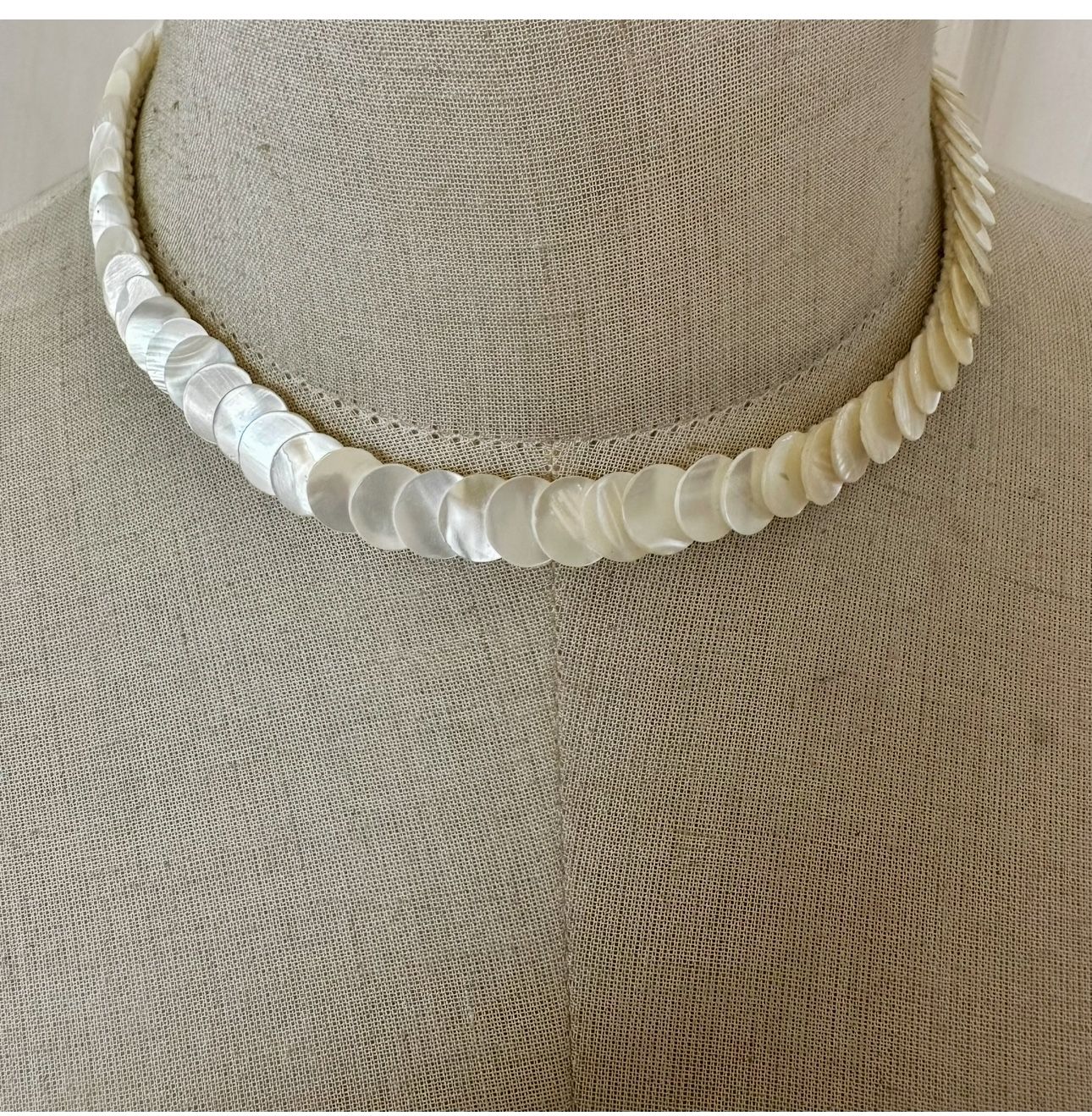 overlapping mother of pearl coin vintage necklace