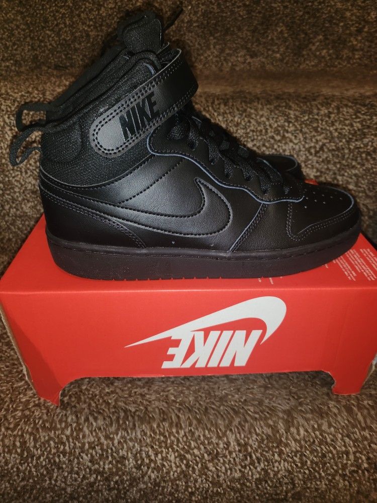 Nike Kids Court Borough