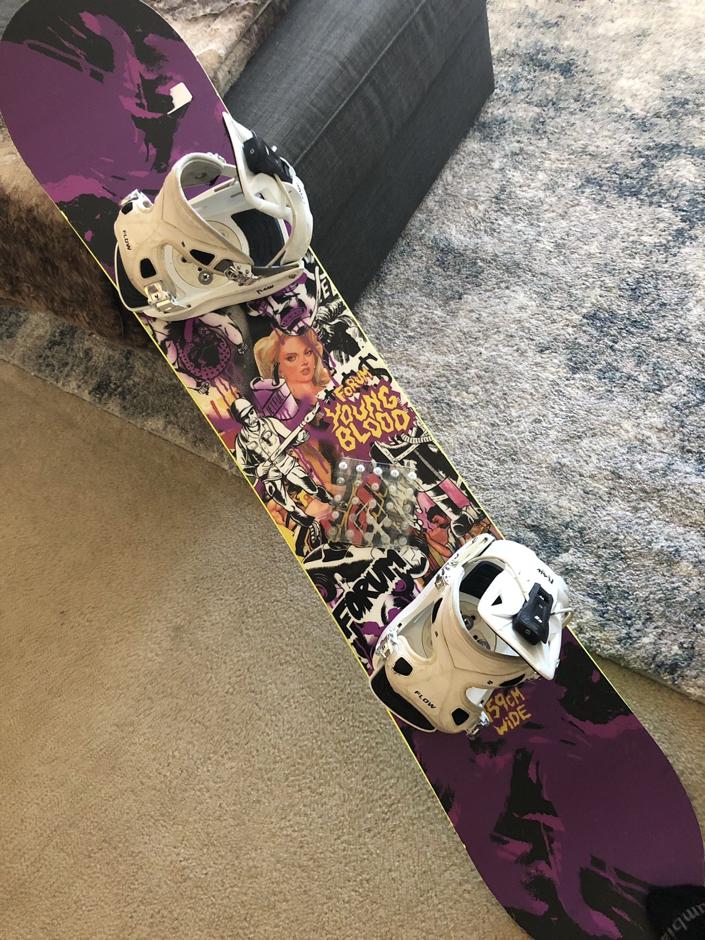 Forum YoungBlood Snowboard 157w and Flow Bindings