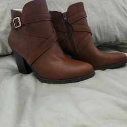Women's Boots - Size 9