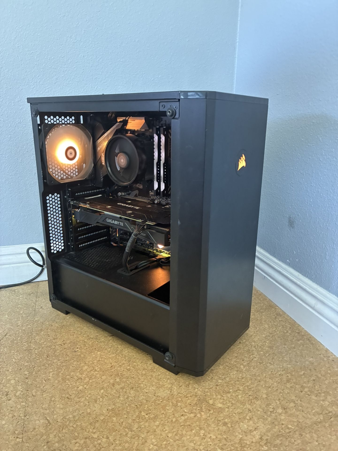 RGB Gaming PC- Ryzen 5 2600X - Gigabyte GTX 1070 Ti