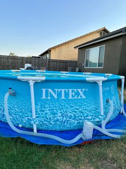 INTEX POOL