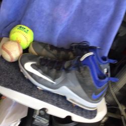 Nike Air Max MVP Elite 2 Baseball Or Softball Cleats Size Men 11.5