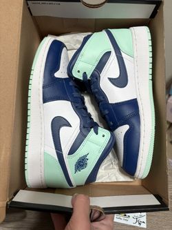 Size 5.5Y / 7 Womens - Air Jordan 1 Mid Mystic Navy Mint Foam