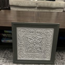 Metal Wall Frame Decor