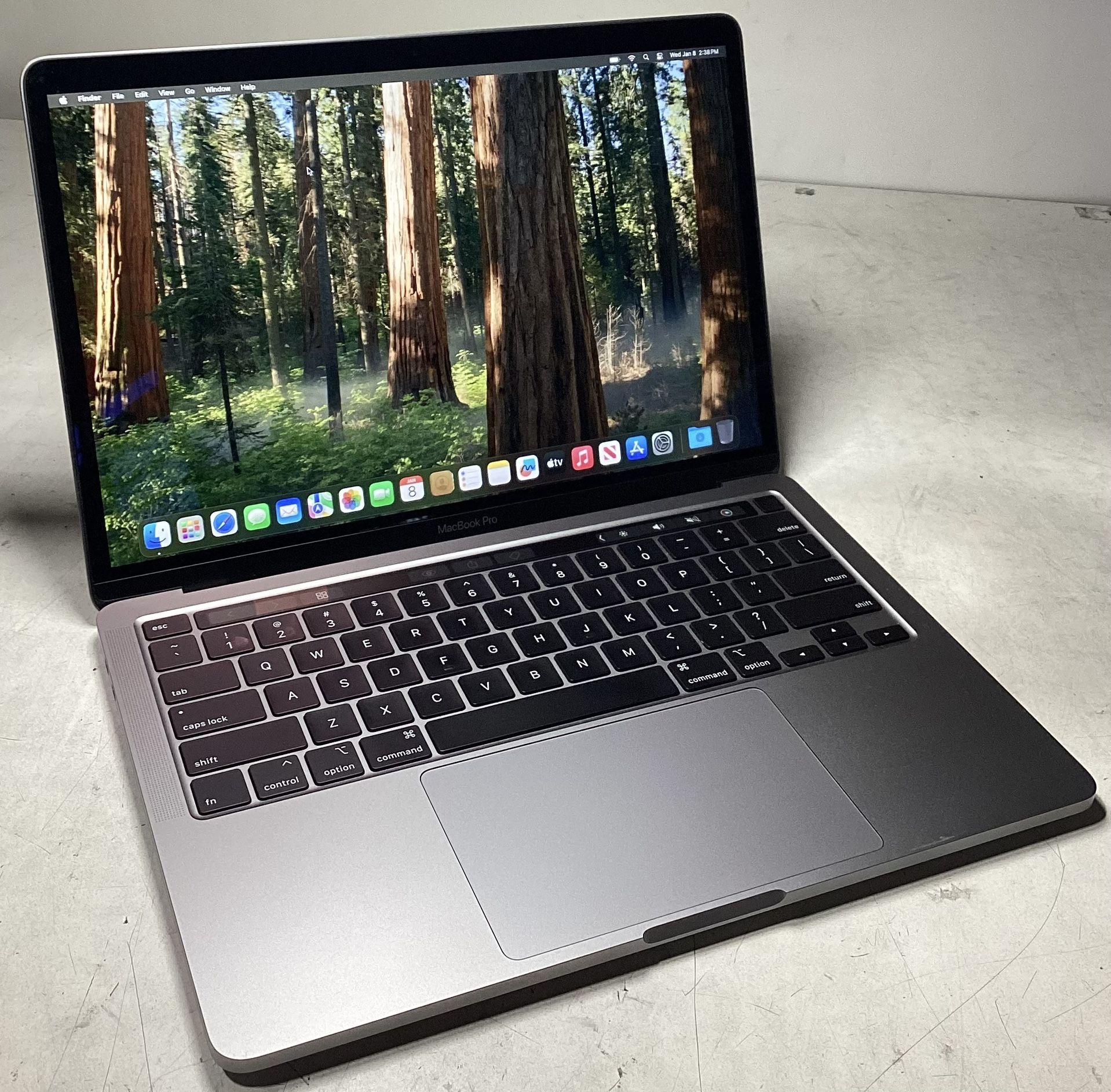 2020 Apple MacBook Pro 13” A2251 (Intel i7-1068NG7 @ 2.3GHz 32GB Ram 1TB SSD) Clean! Unlocked!