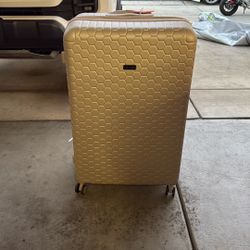 33” TAHARI CHECK LUGGAGE 