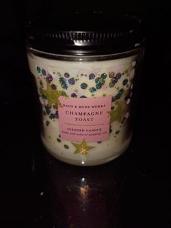 Bath & Body Works Champagne Toast Scented Candle 7 oz