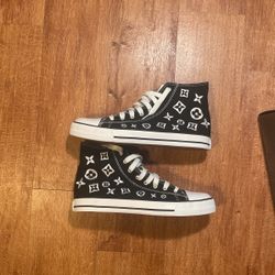 Louis Vuitton Sneaker Size 10.5