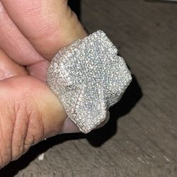 Men’s Mossinite Ring