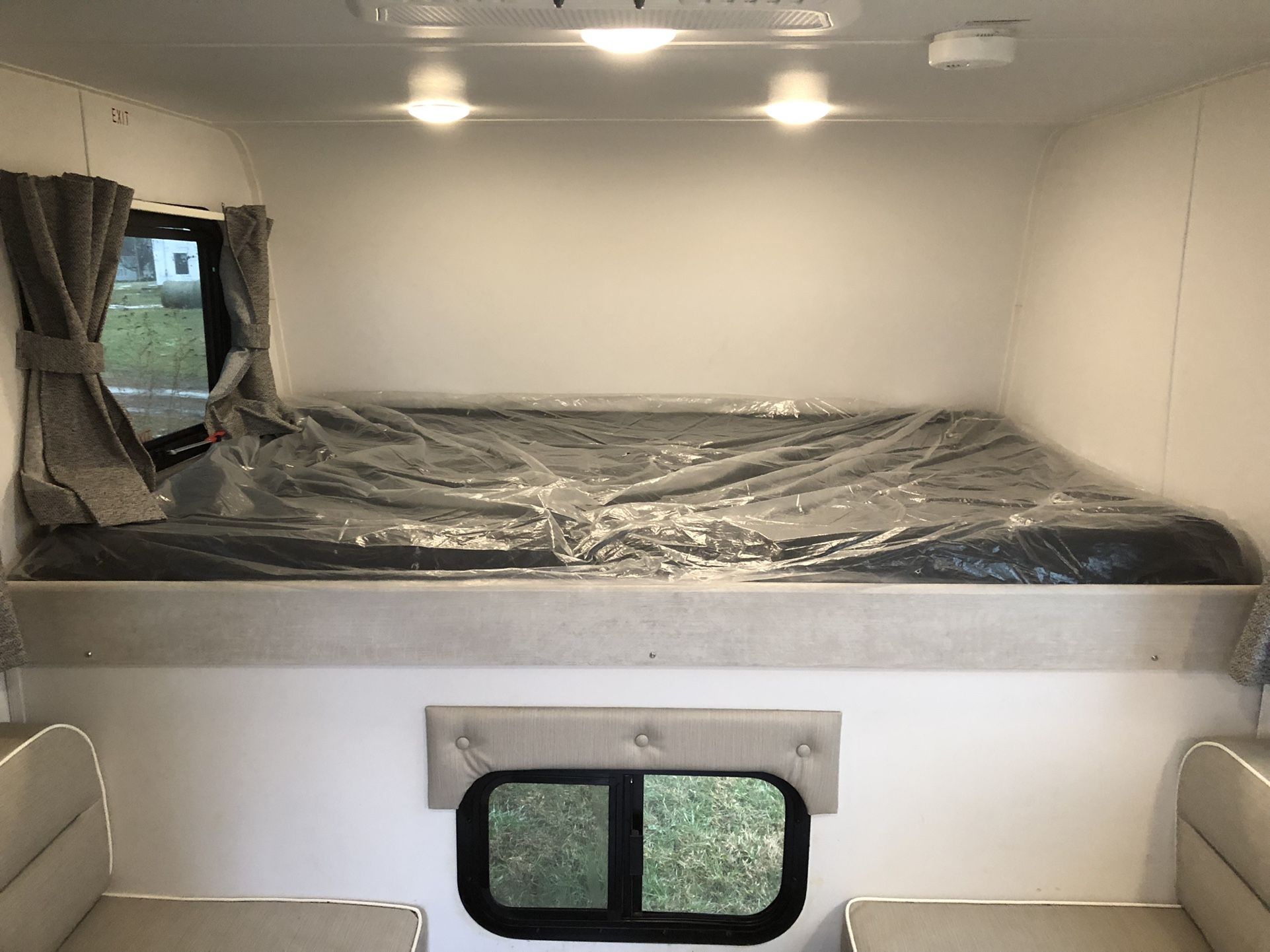 2021 Travel Lite 690FD