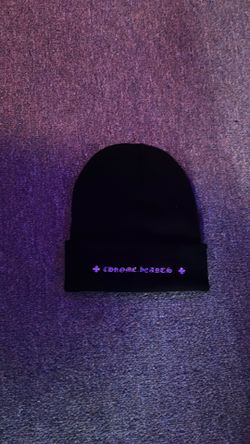 Chrome heart beanie