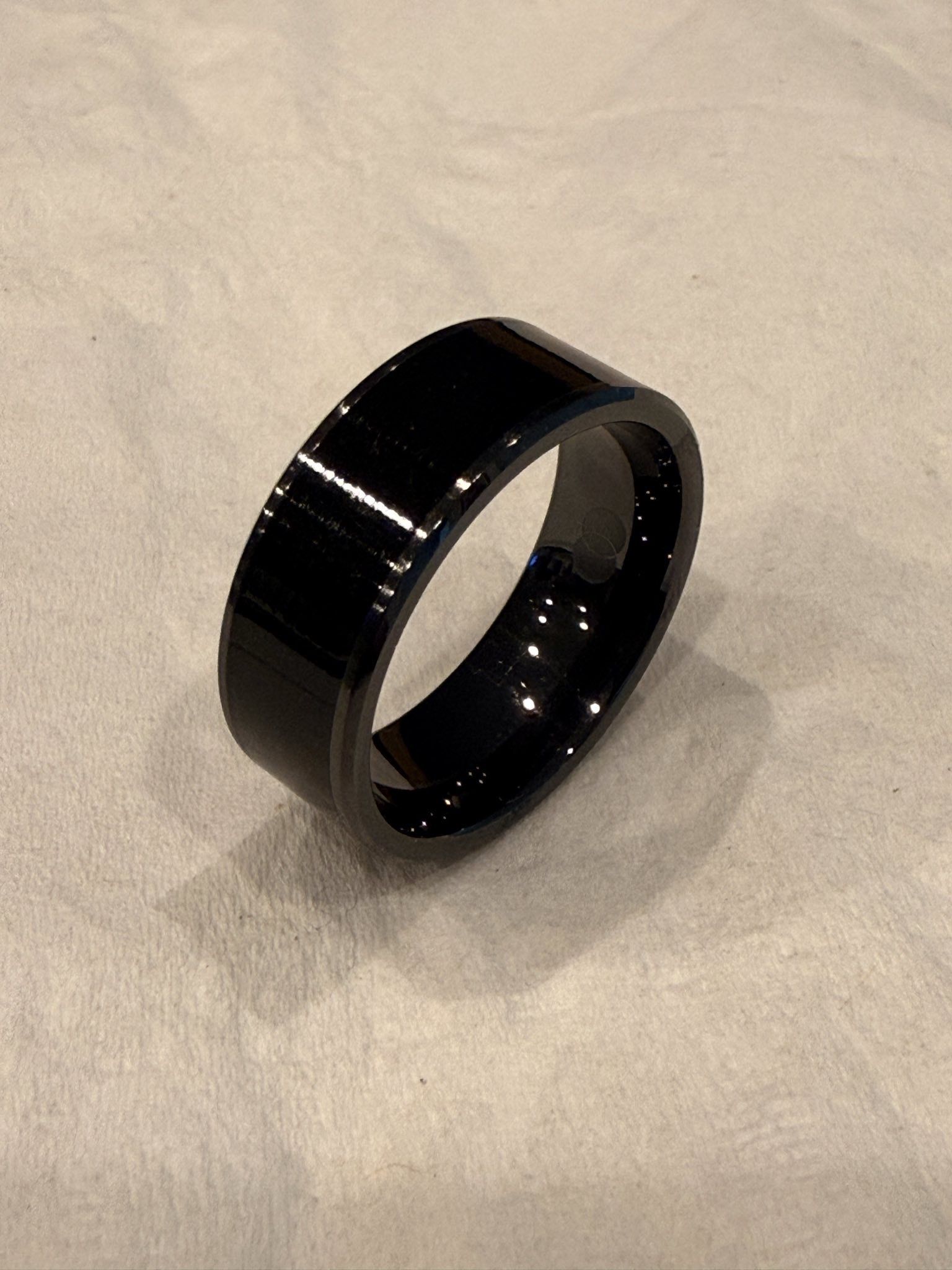 Like New Black Cnick Tesla Ring Size 9