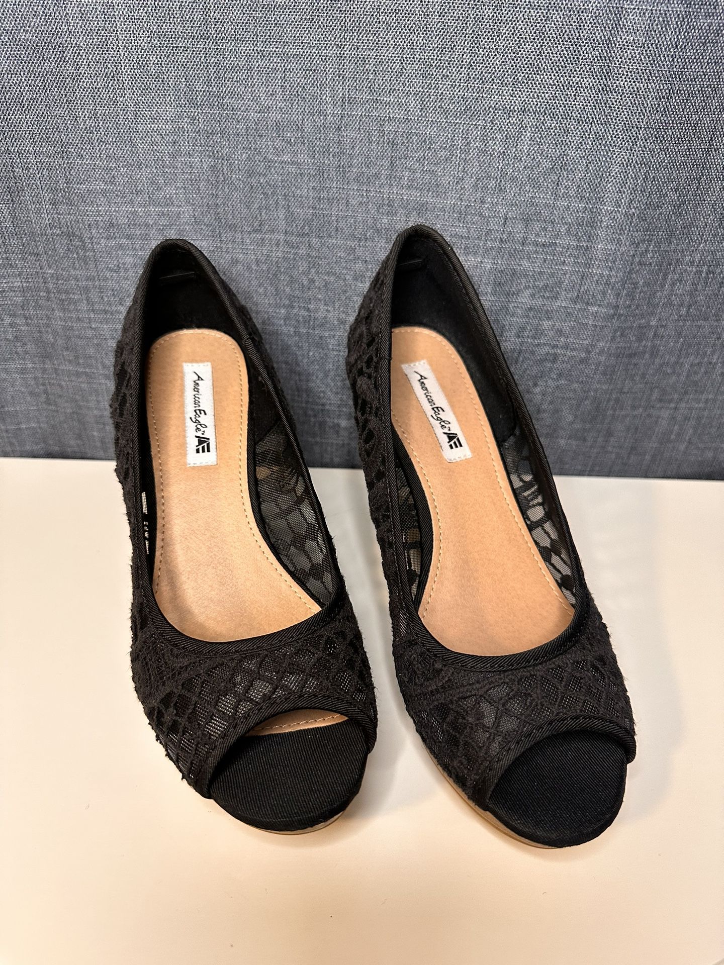 American eagle shop black heels