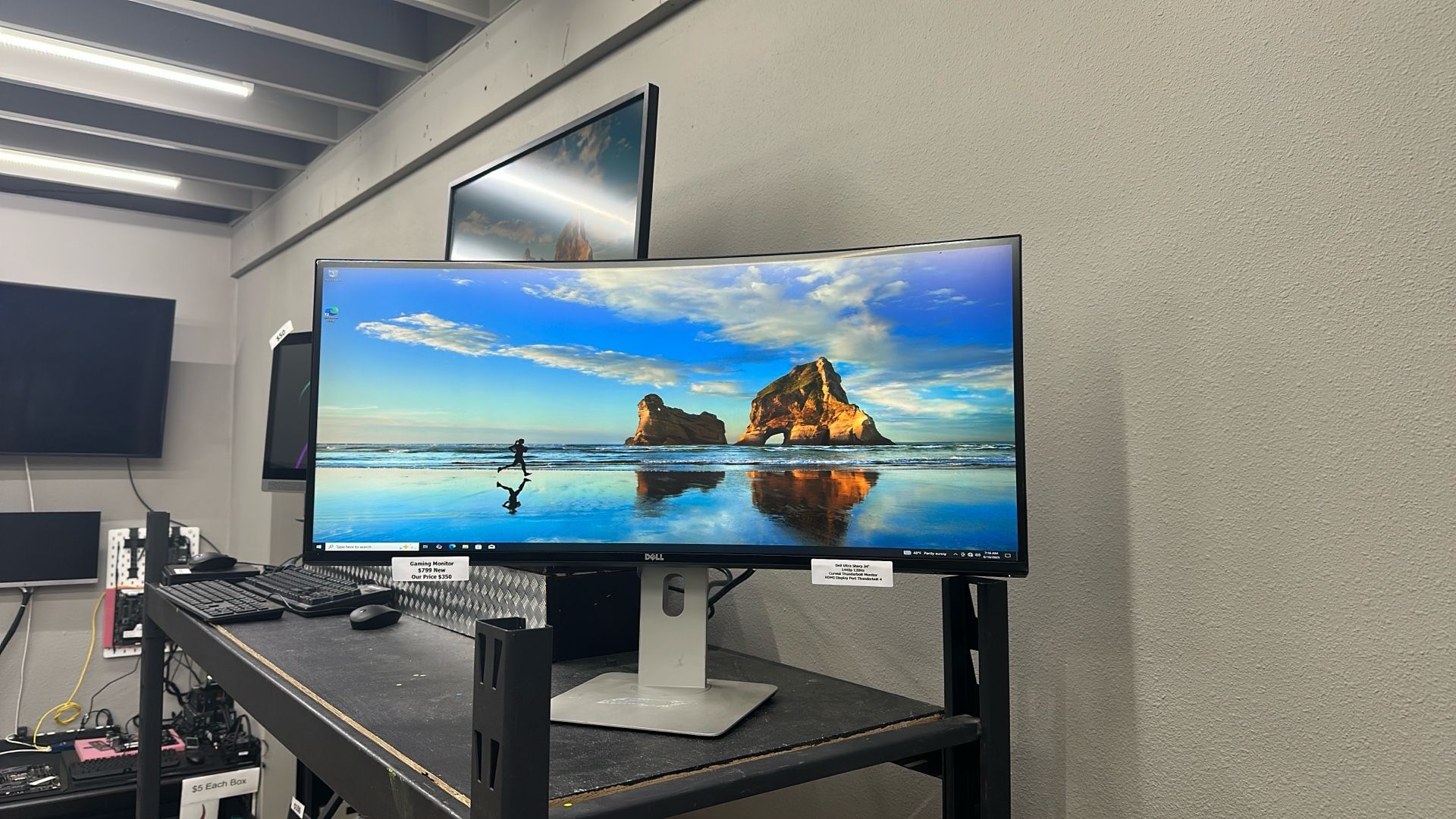 Dell Ultra Sharp 1440p Curved Gaming Monitor