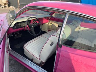 1972  PLYMOUTH DUSTER- AUTOMATIC TRANSMISSION