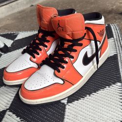 jordan 1 mid SE TURF ORANGE 