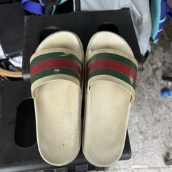 Authentic Gucci slides size 8 men's