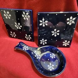 Christmas Royal Blue Spoon Rest & 2 Hot Plates By Brushes Hand painted K.I.C.