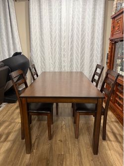 Dining Table Set