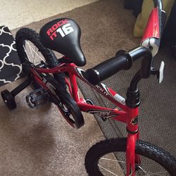 Kids brand new rock it bike with training wheels