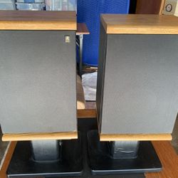 ***AR Vintage Speakers Excellent***
