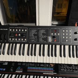 Sequential Circuits Six Trak Synthesizer