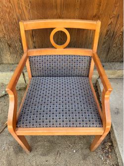 “The Taylor Co” chair